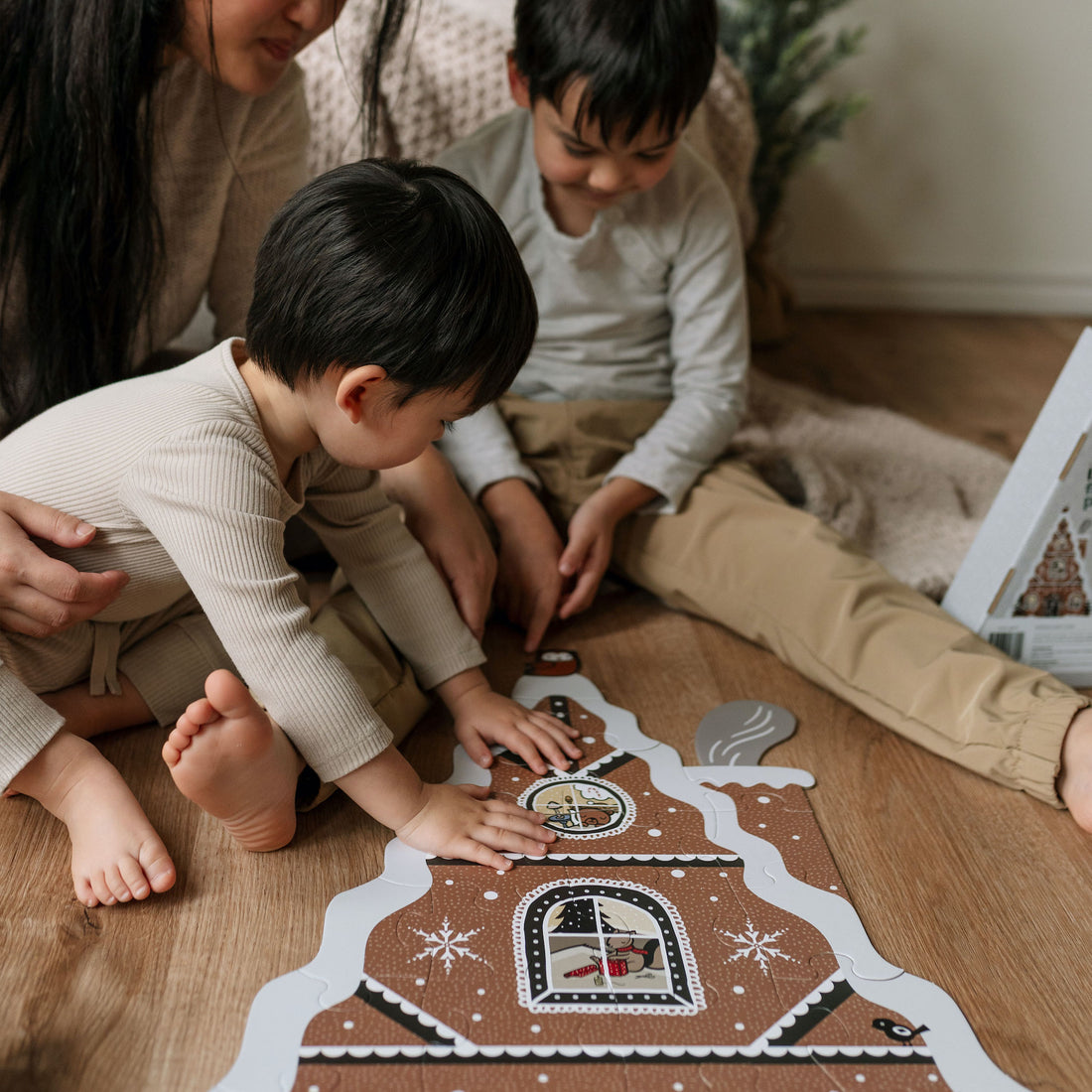 Gingerbread House Floor Puzzle Christmas Leo Paper   